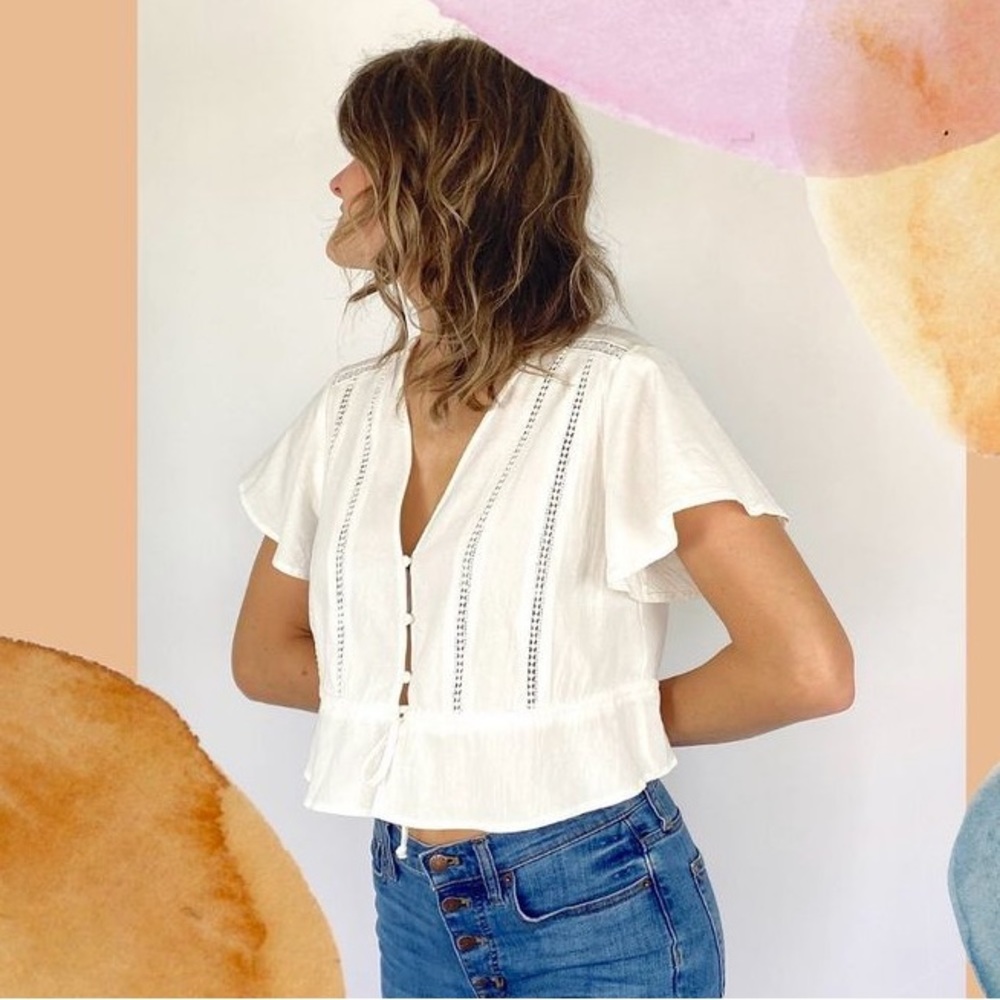 Cropped white top